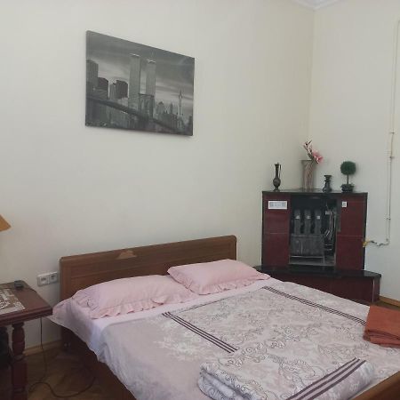 Затишна Оселя Apartment Liov Exterior foto