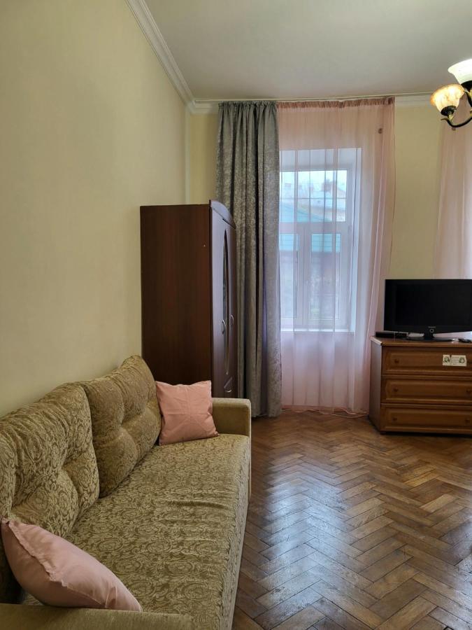 Затишна Оселя Apartment Liov Exterior foto