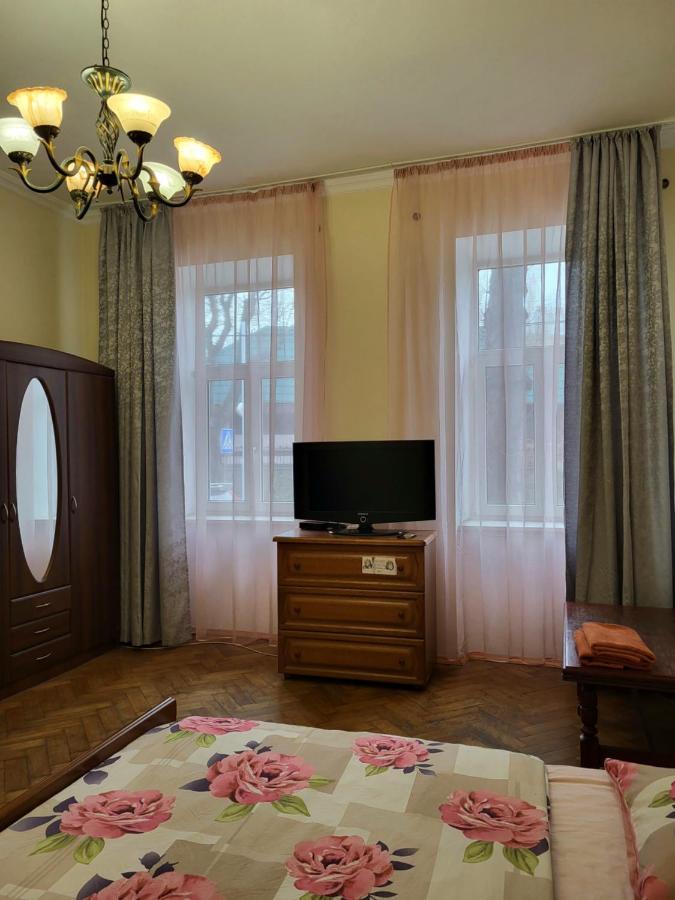 Затишна Оселя Apartment Liov Exterior foto