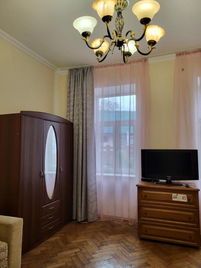 Затишна Оселя Apartment Liov Exterior foto