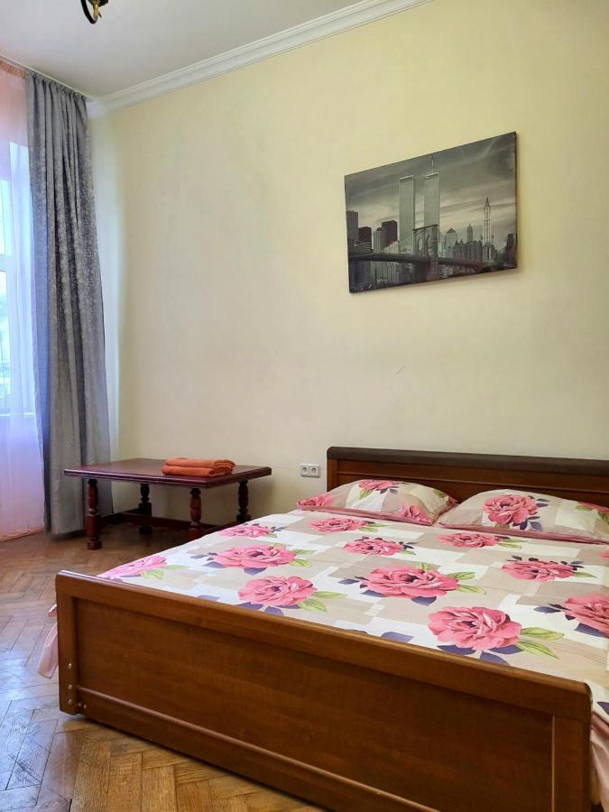 Затишна Оселя Apartment Liov Exterior foto